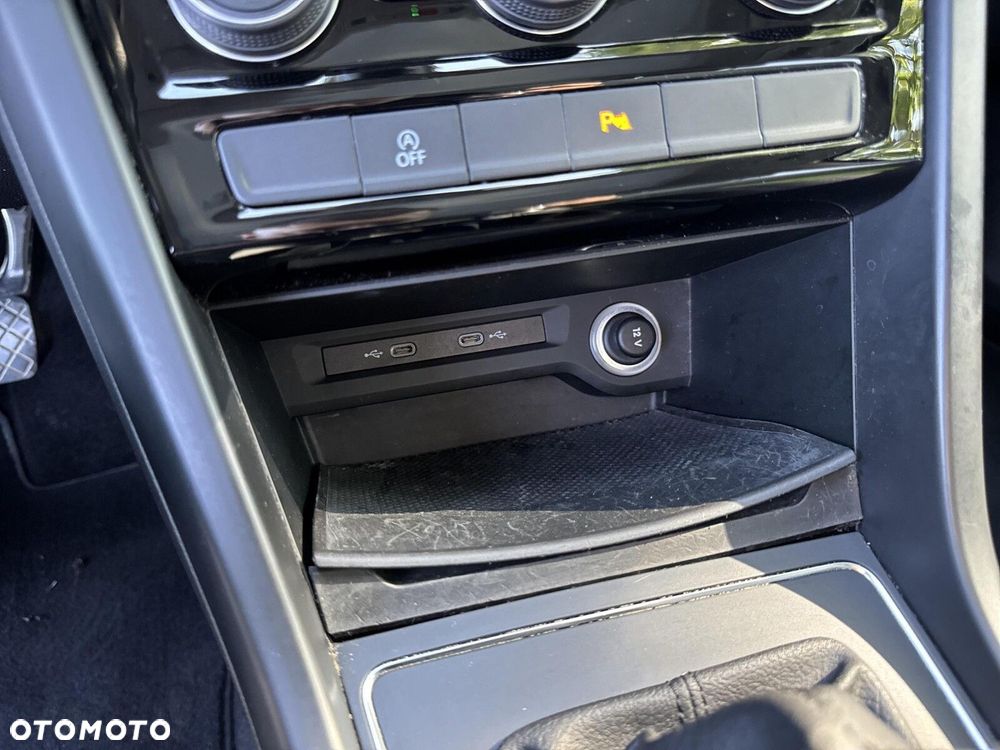 Volkswagen Touran 2.0 TDI BMT SCR Comfortline - 30