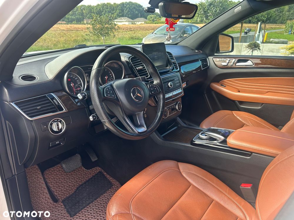 Mercedes-Benz GLE 400 4-Matic - 8