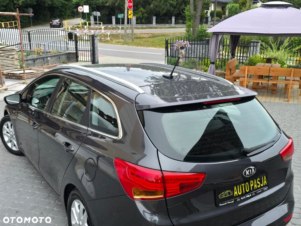 Kia Ceed 1.6 GDI Vision - 18