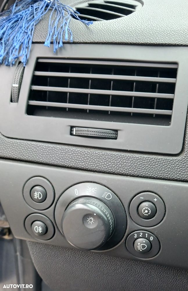 Opel Astra - 9