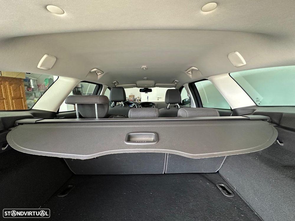 Ford Focus SW 1.6 TDCi Titanium - 12