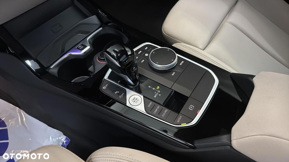 BMW Seria 2 220d xDrive M Sport sport - 17