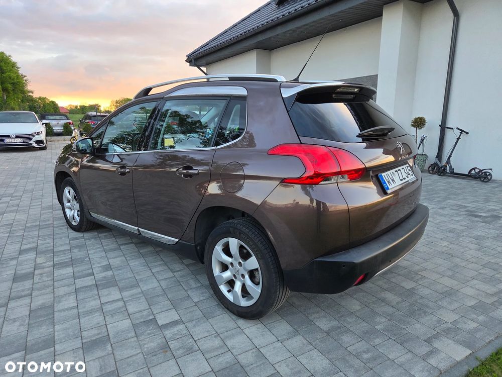 Peugeot 2008 e-HDi FAP 115 STOP & START Allure - 9