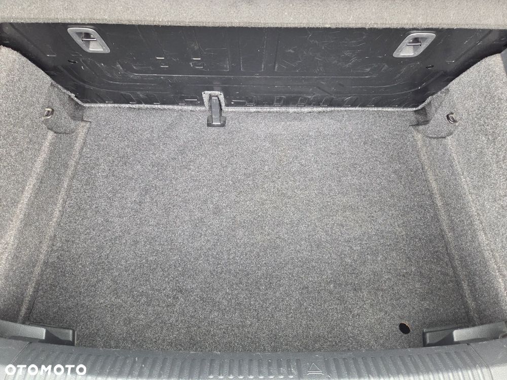 Volkswagen Polo 1.0 Blue Motion Technology Lounge - 11