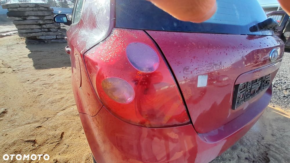KIA CEED I LAMPA LEWY PRAWY TYŁ TYLNA LEWA PRAWA nr. 49/2 - 1