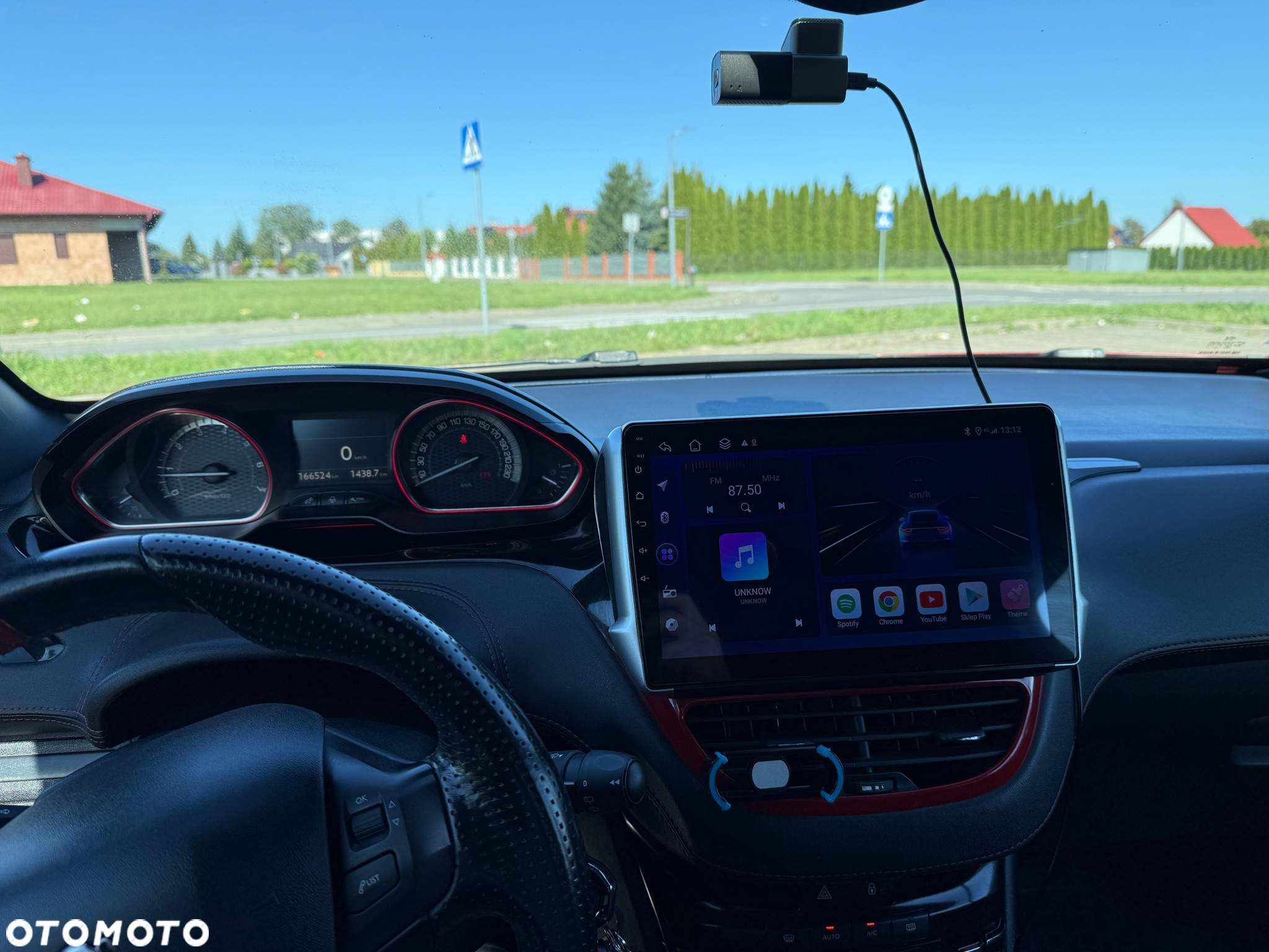 Peugeot 208 GTI 200 THP - 6