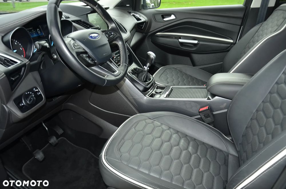 Ford Kuga Vignale 2.0 TDCi FWD - 19
