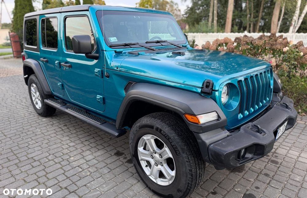 Jeep Wrangler - 2