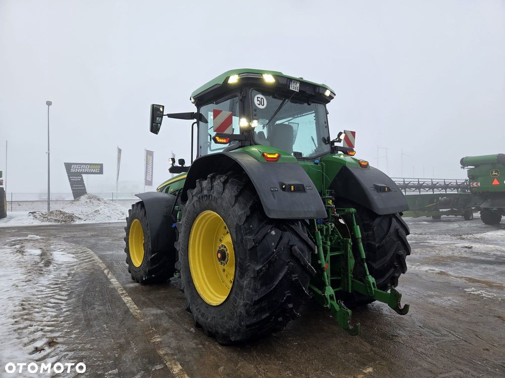 John Deere 8R310 - 6