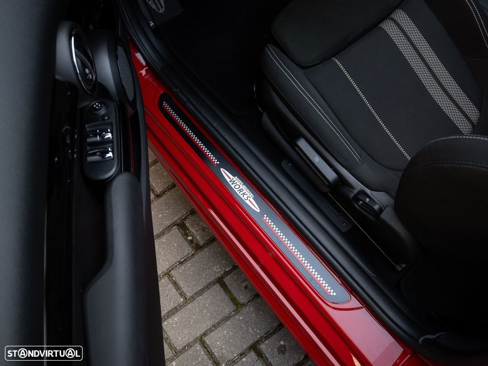 MINI Cabrio John Cooper Works Auto Desportiva - 30