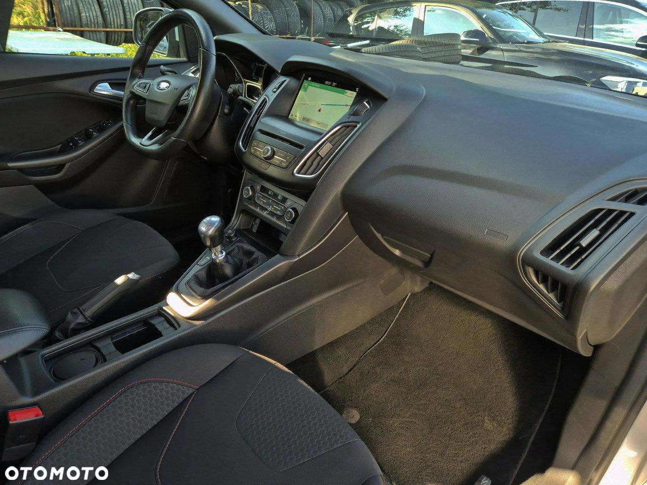 Ford Focus - 29