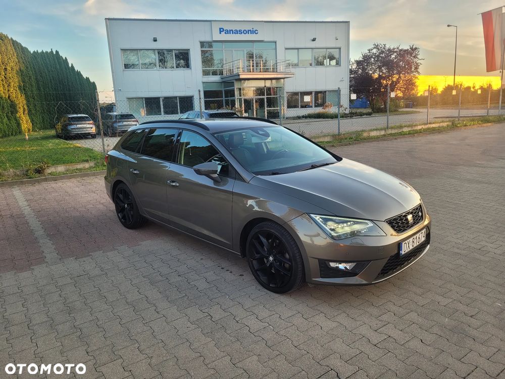 Seat Leon 2.0 TDI FR S&S DSG - 1