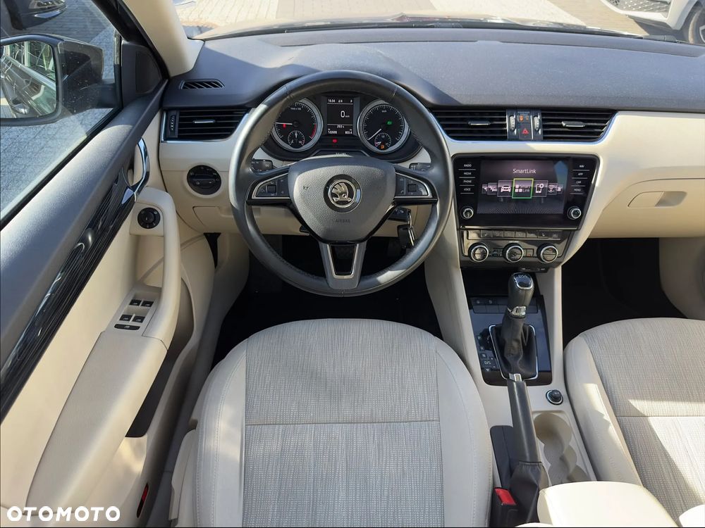 Skoda Octavia 2.0 TDI Style DSG - 10