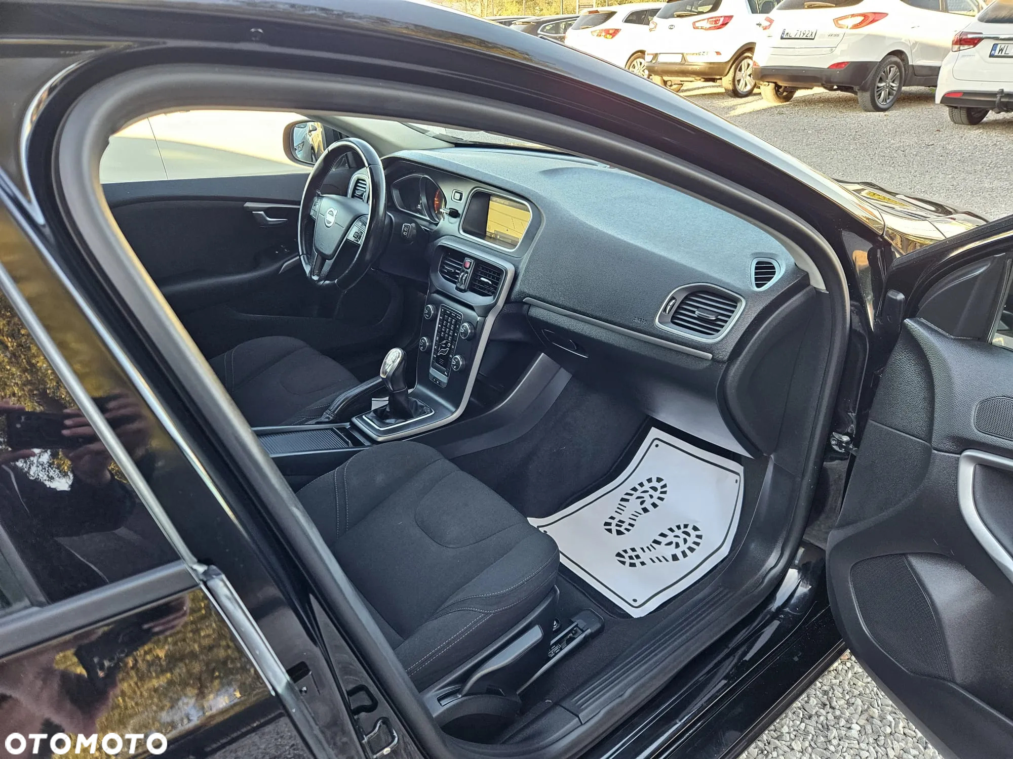 Volvo V40 D3 Momentum - 23