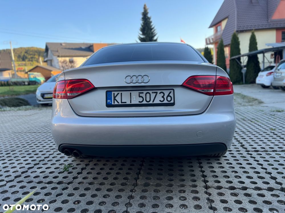 Audi A4 Avant 2.0 TDI - 11