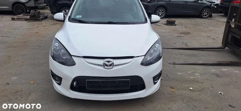 MAZDA 2 II DE 07-14 lampa lewy przód - 1