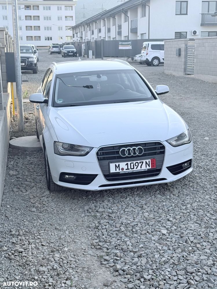Audi A4 Limuzina 2.0 TDI DPF multitronic Attraction - 17