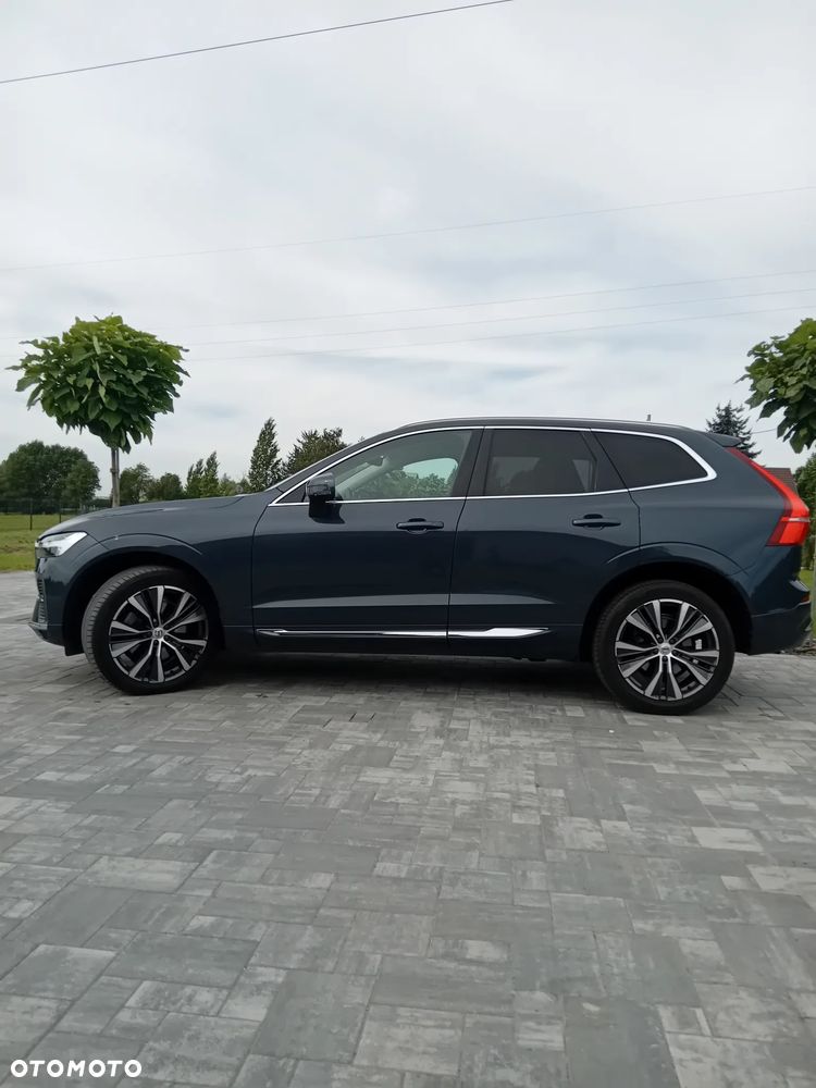 Volvo XC 60 B4 D Plus Bright - 4