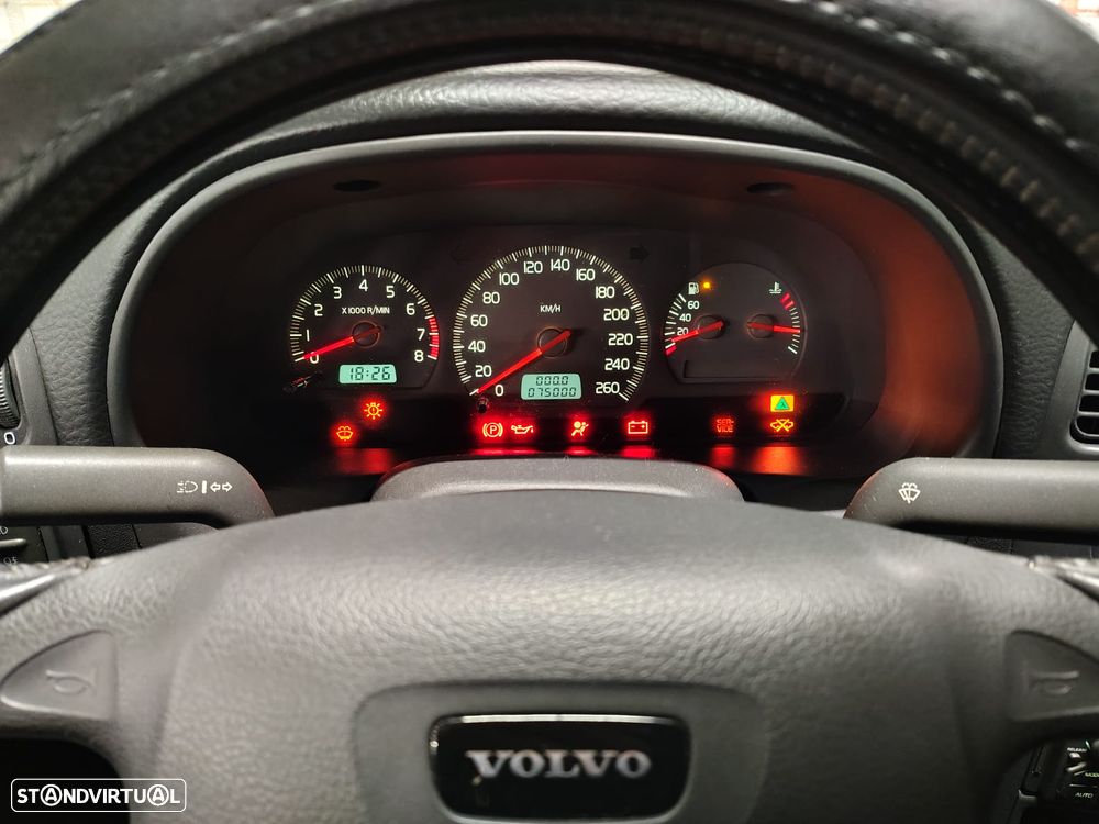 Volvo S40 1.6 - 3