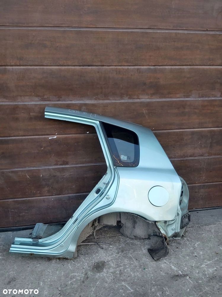 Honda Civic VII 5D ćwiartka błotnik lewy tył - 1