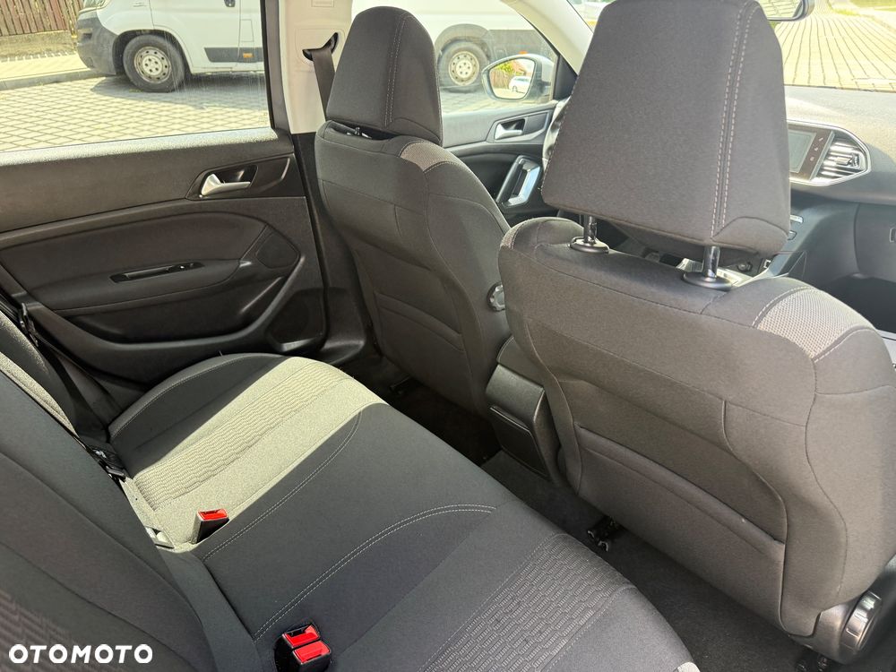 Peugeot 308 1.2 PureTech GPF Active S&S - 13