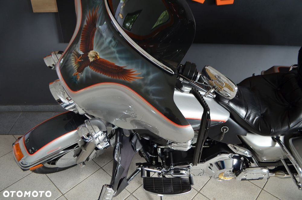 Harley-Davidson FLHT Electra Glide Standard - 28