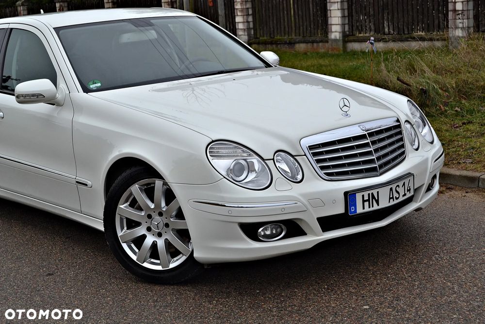 Mercedes-Benz Klasa E 200 Kompressor Automatik Elegance - 23