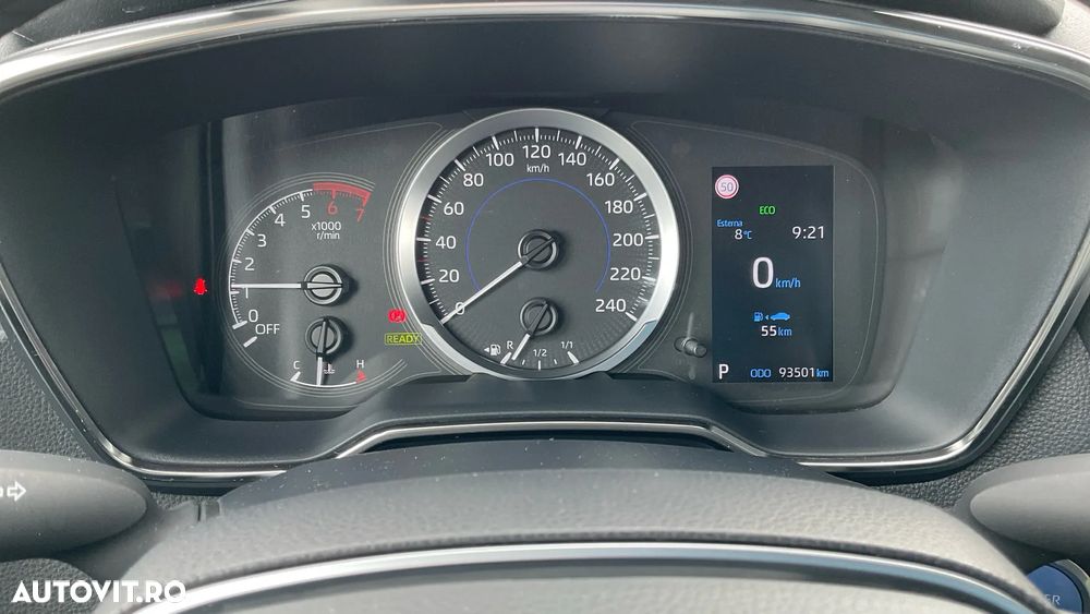 Toyota Corolla 1.8 HSD Dynamic - 12