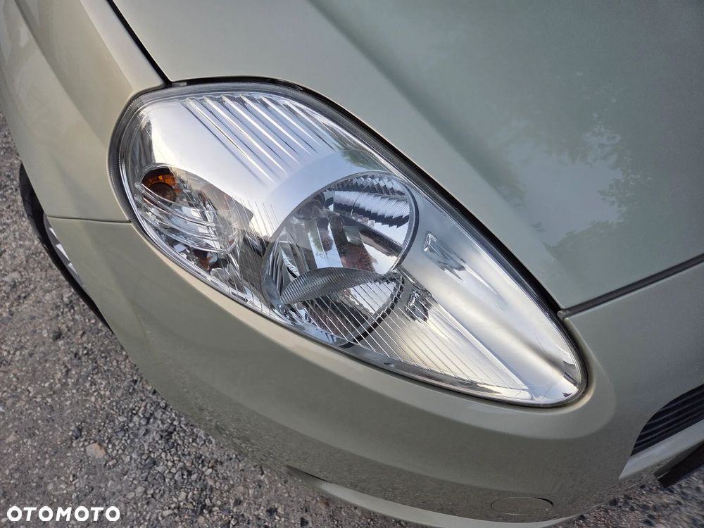 Fiat Grande Punto 1.4 8V Dynamic - 23