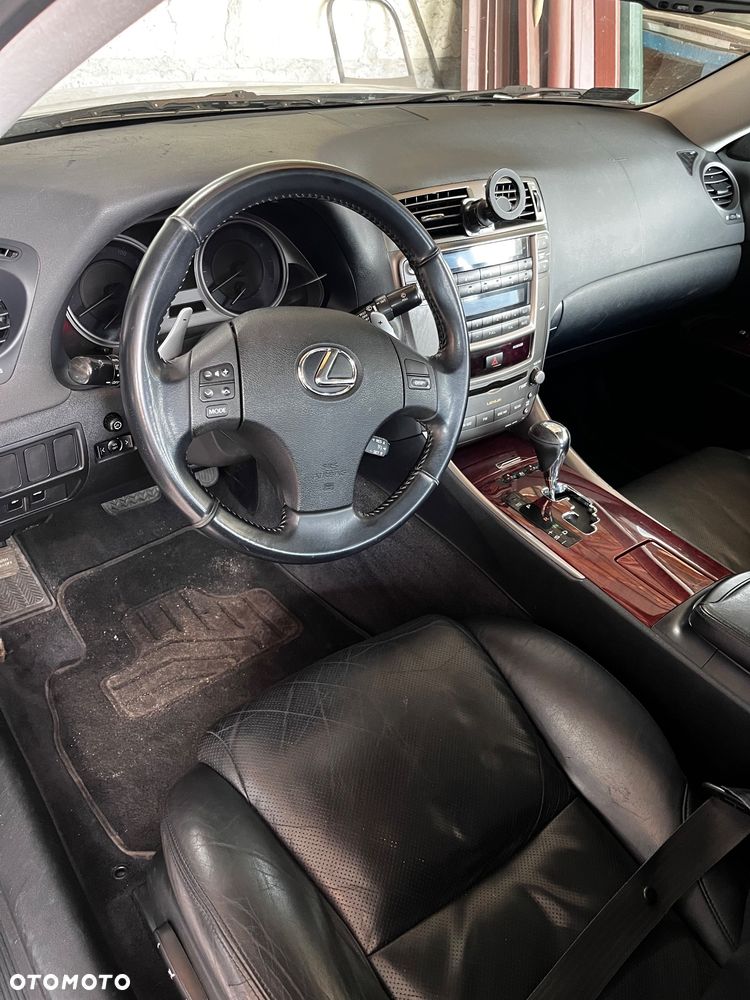 Lexus IS 250 Luxury Line - 8