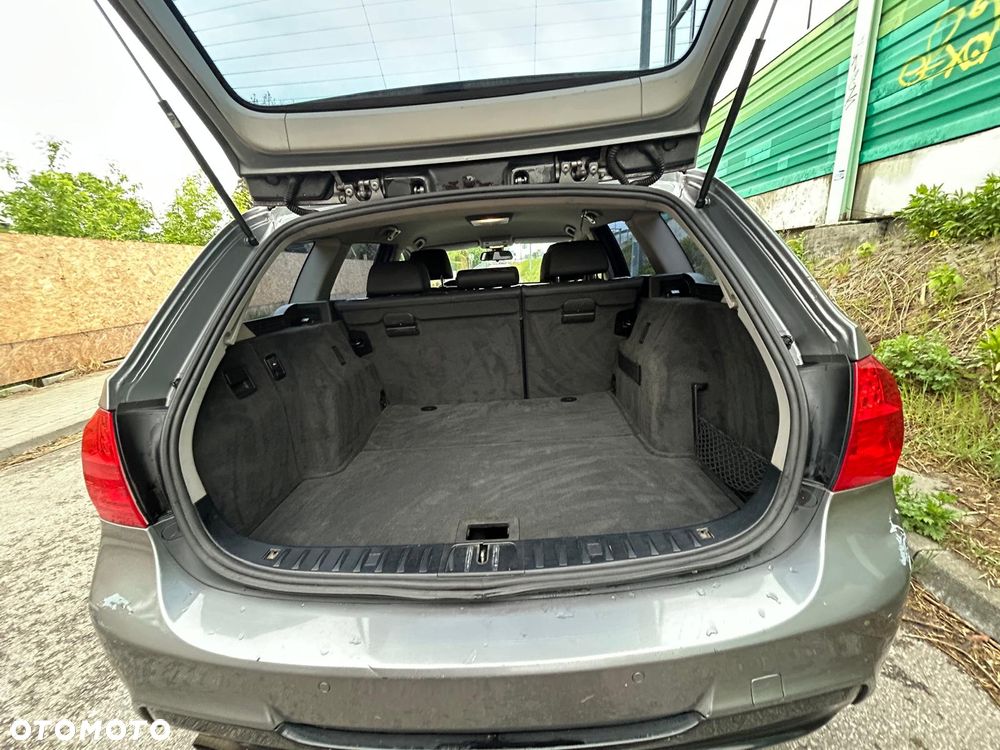 BMW Seria 3 318d - 16