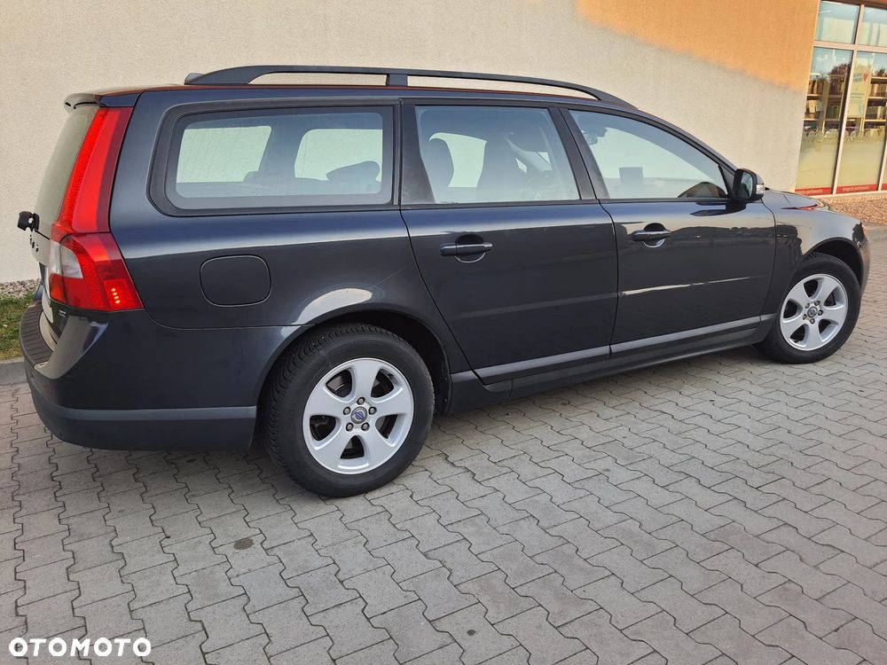 Volvo V70 2.0 - 9