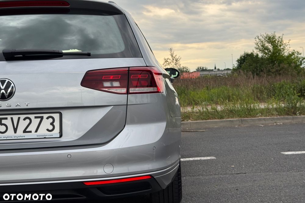 Volkswagen Passat 1.5 TSI EVO Essence DSG - 20