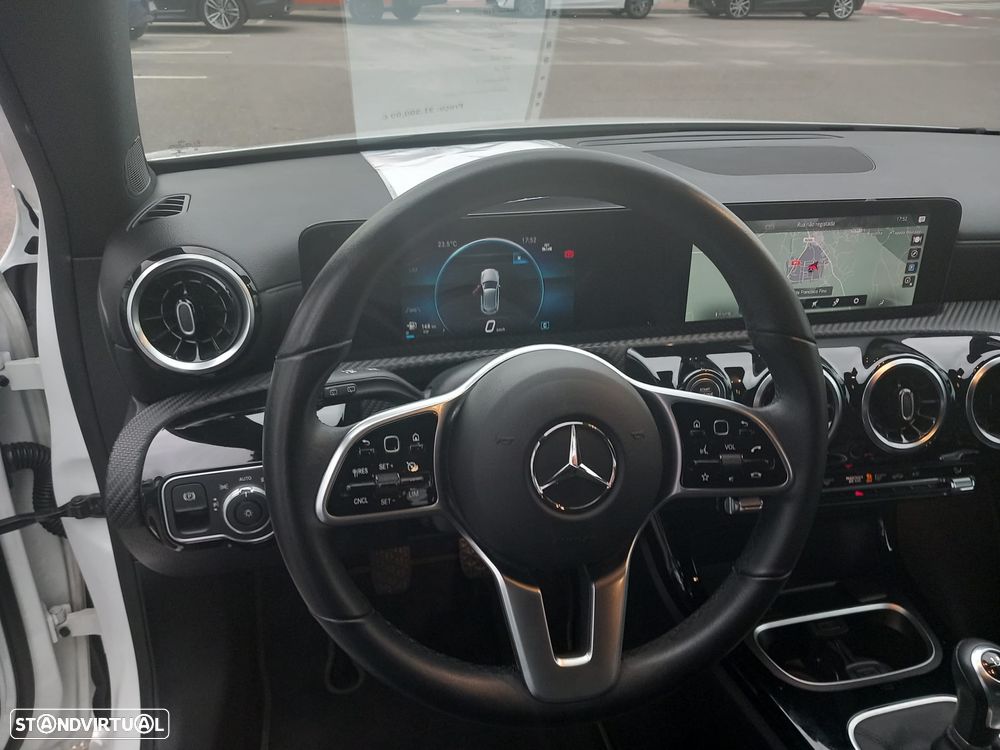 Mercedes-Benz A 180 d Style Plus - 27