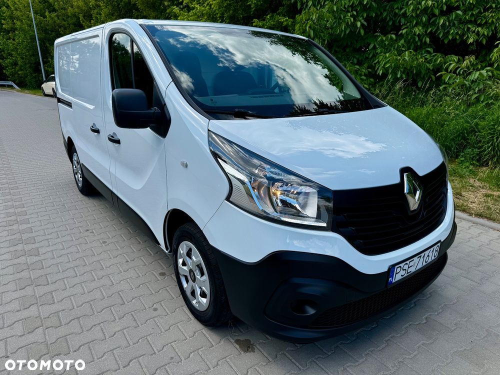 Renault TRAFIC - 2