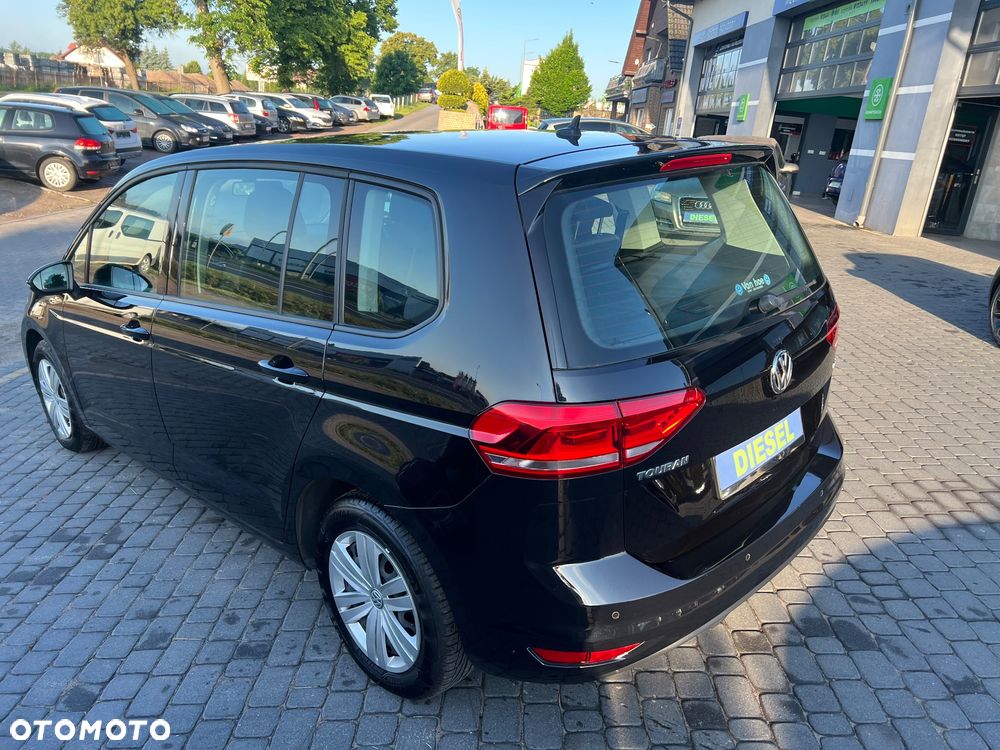 Volkswagen Touran 1.6 TDI BMT Comfortline - 8