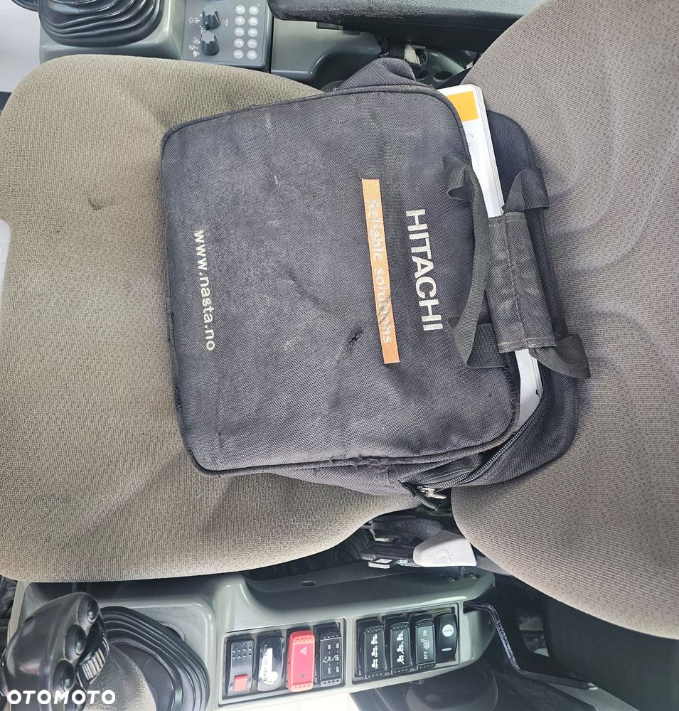 Hitachi ZX140W-5B - 10