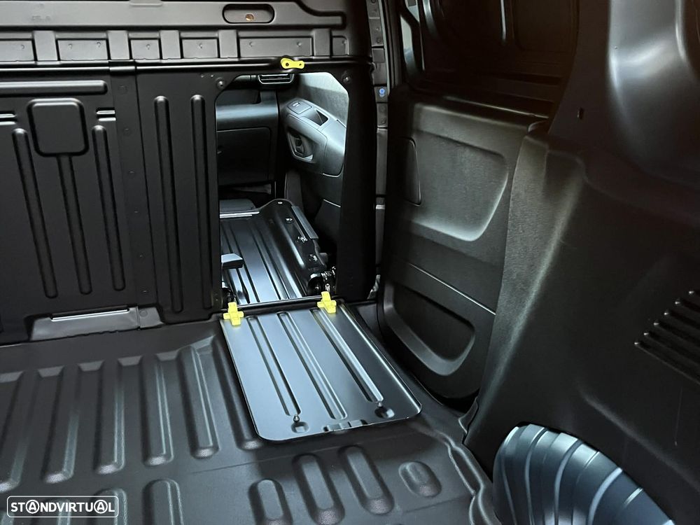Citroën Berlingo M 1.5 BlueHDi 130cv EAT8 (caixa automática) - 37