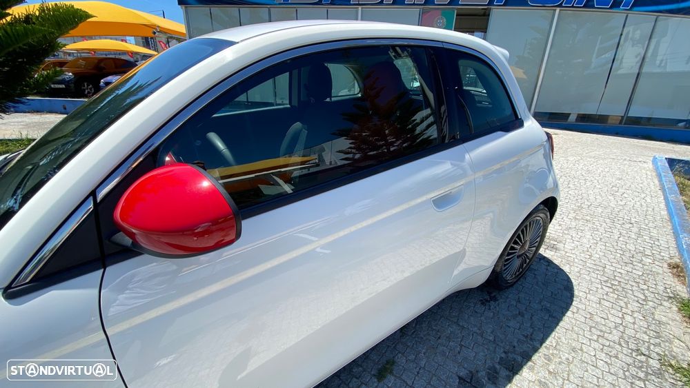 Fiat 500e (RED) - 15