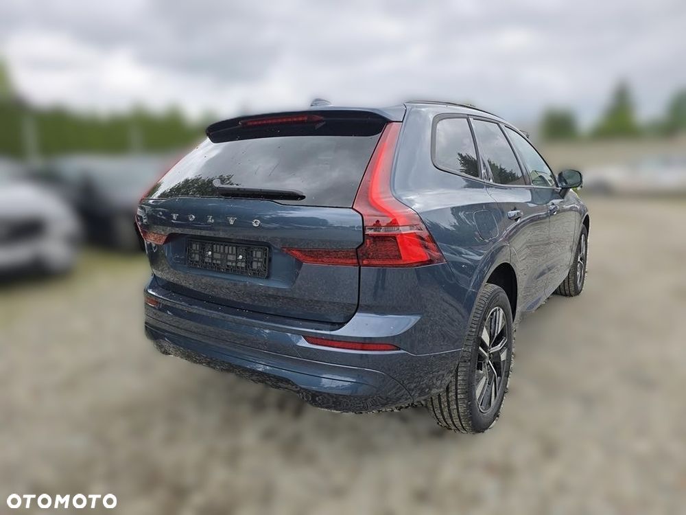 Volvo XC 60 B5 B AWD Plus Bright - 4