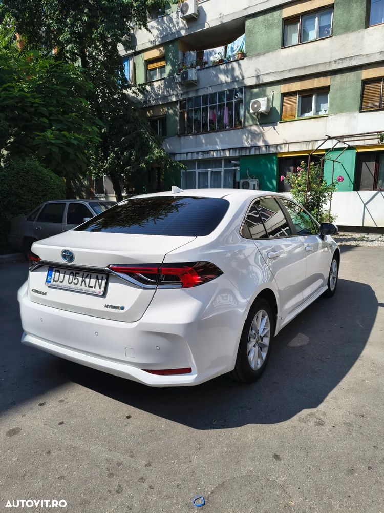 Toyota Corolla Sedan 1.8 HSD Dynamic - 11