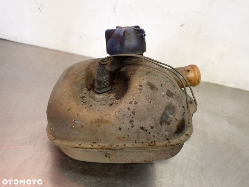 ZBIORNICZEK WYRÓWNAWCZY VOLKSWAGEN T3  025121407 - 3