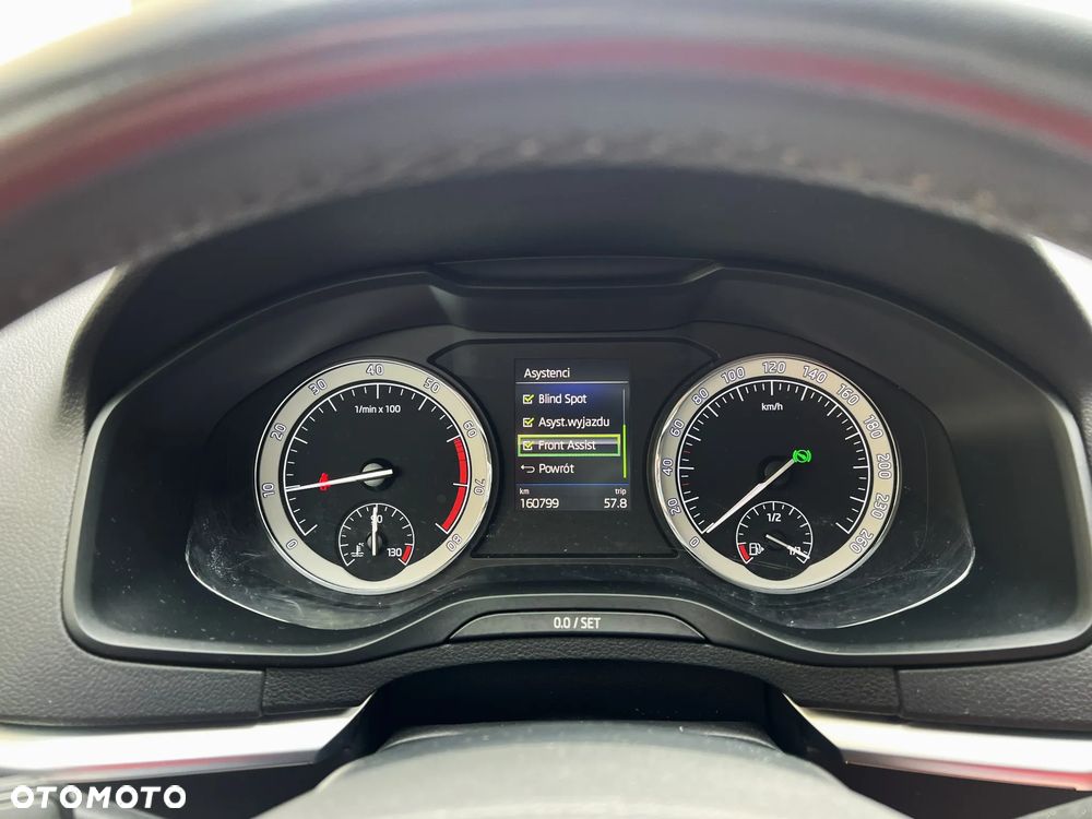 Skoda Karoq 1.5 TSI ACT DSG Ambition - 23