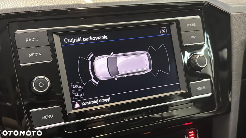 Volkswagen Passat 2.0 TDI EVO Business DSG - 23