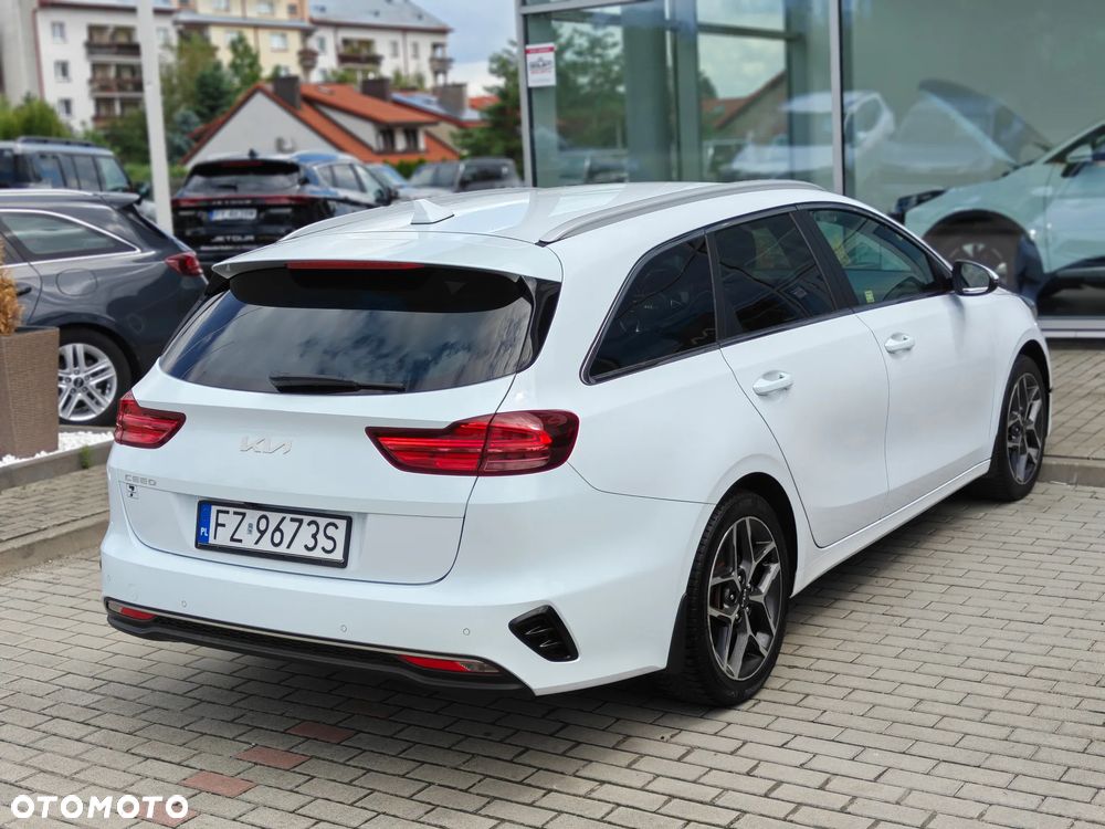 Kia Ceed 1.5 T-GDI L Business Line - 10