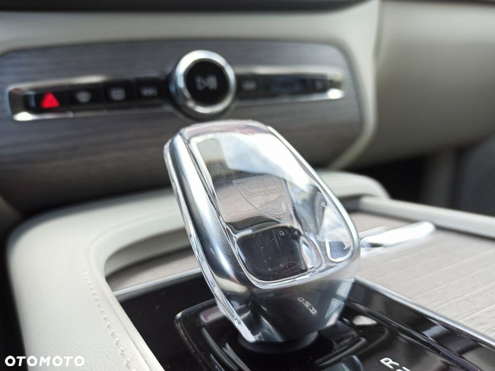 Volvo XC 90 - 28