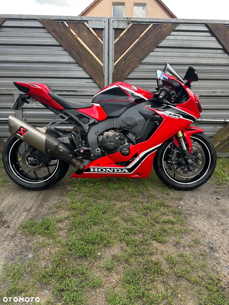 Honda CBR - 5