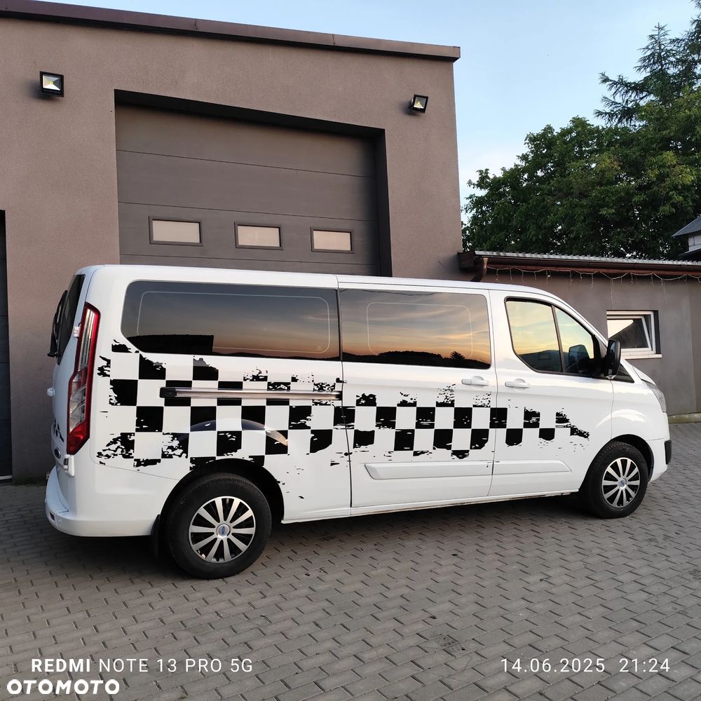 Ford Transit Custom - 13