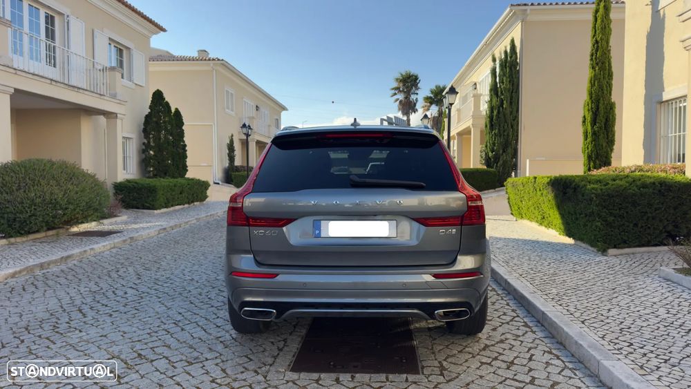 Volvo XC 60 2.0 D4 R-Design Geartronic - 3