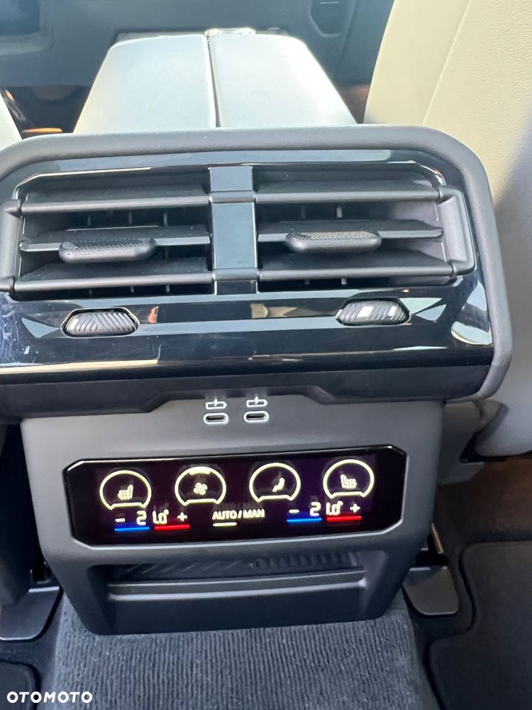 BMW Seria 5 540d xDrive mHEV M Sport - 9